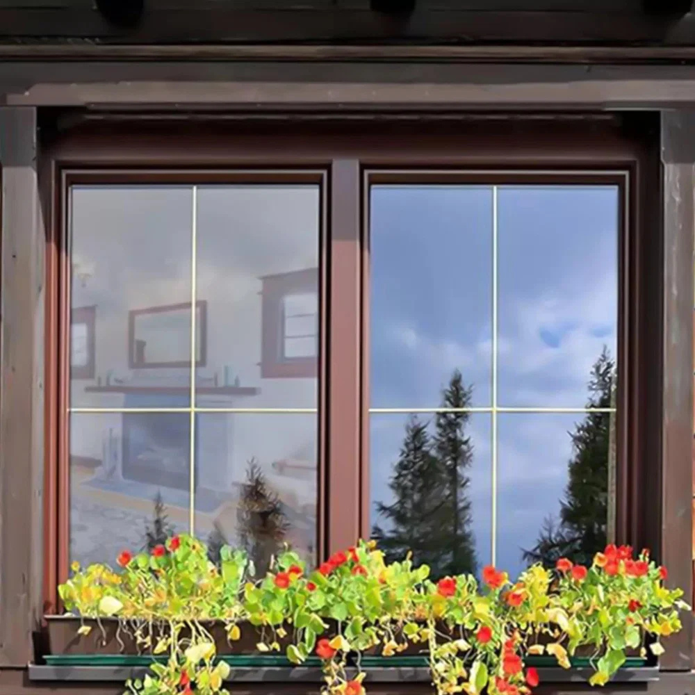 reflective-one-way-privacy-glass-window-in-41191417_6.jpg